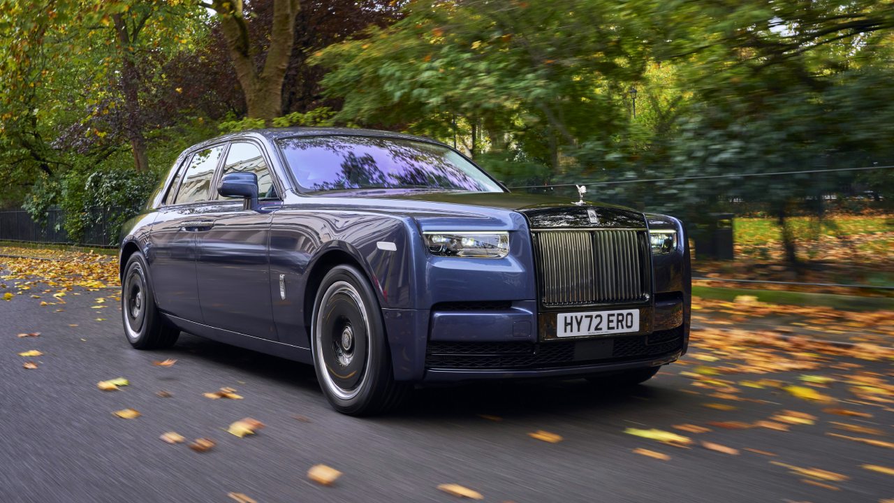 Prices and Specifications for Rolls Royce Phantom Series II 2024 in UAE